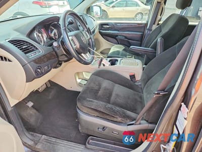Zdjęcie 7 z 13 samochodu: 2016 DODGE GRAND CARAVAN SXT VIN:2C4RDGCGXGR374208 - miniatura