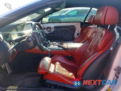 Zdjęcie 7 z 12 samochodu: 2015 BMW M6 VIN:WBSLZ9C57FD651473 - miniatura