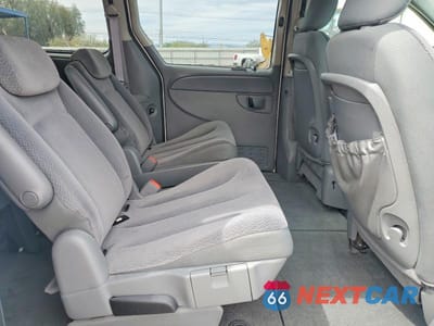 Zdjęcie 11 z 13 samochodu: 2005 DODGE GRAND CARAVAN SXT VIN:2D8GP44L35R271834 - miniatura