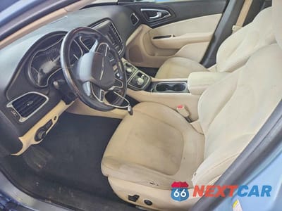 Zdjęcie 7 z 12 samochodu: 2015 CHRYSLER 200 LIMITED VIN:1C3CCCAB4FN734565 - miniatura