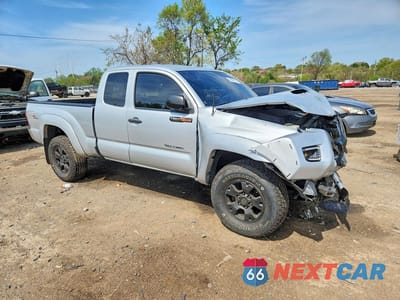 Czwarte zdjęcie samochodu z boku: 2008 TOYOTA TACOMA ACCESS CAB VIN:5TEUU42N48Z561044 - miniatura