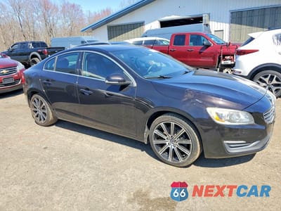 Czwarte zdjęcie samochodu z boku: 2015 VOLVO S60 PREMIER+ VIN:YV149MFC6F1317861 - miniatura