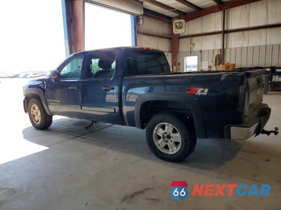 Drugie zdjęcie samochodu z przodu: 2008 CHEVROLET SILVERADO K1500 VIN:2GCEK133881171154 - miniatura