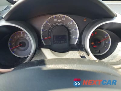 Zdjęcie 9 z 13 samochodu: 2009 HONDA FIT VIN:JHMGE88439S015789 - miniatura