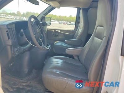 Zdjęcie 7 z 14 samochodu: 2015 CHEVROLET EXPRESS G2500 VIN:1GCWGFFF0F1104382 - miniatura