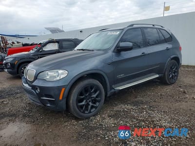 2012 BMW X5 XDRIVE35D 5UXZW0C53CL674917 - główne zdjęcie licytacji z USA - miniatura