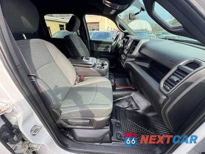 Piąte zdjęcie samochodu w środku: 2022 RAM 3500 VIN:3C7WRTCL6NG246032 - miniatura