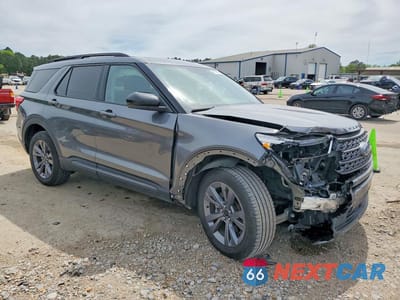 Czwarte zdjęcie samochodu z boku: 2023 FORD EXPLORER XLT VIN:1FMSK7DH2PGA74447 - miniatura