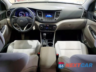 Zdjęcie 8 z 13 samochodu: 2018 HYUNDAI TUCSON SE VIN:KM8J23A48JU683671 - miniatura