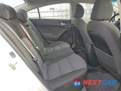 Zdjęcie 10 z 13 samochodu: 2017 KIA FORTE LX VIN:3KPFL4A75HE059374 - miniatura
