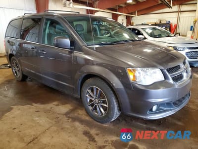 Czwarte zdjęcie samochodu z boku: 2017 DODGE GRAND CARAVAN SXT VIN:2C4RDGCG8HR664044 - miniatura