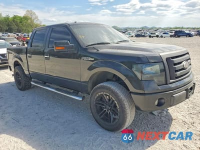 Czwarte zdjęcie samochodu z boku: 2010 FORD F150 SUPERCREW VIN:1FTEW1C87AKE45904 - miniatura