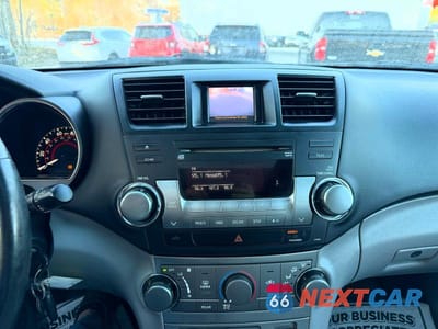 Zdjęcie 9 z 12 samochodu: 2011 TOYOTA HIGHLANDER SE VIN:5TDBK3EHXBS045451 - miniatura