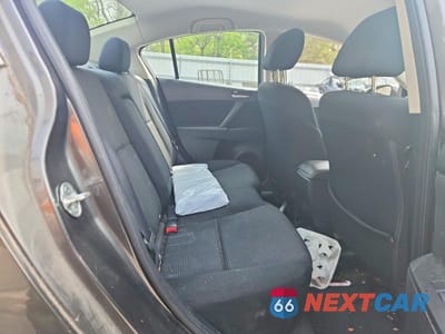 Zdjęcie 10 z 12 samochodu: 2013 MAZDA 3 I VIN:JM1BL1V80D1711749 - miniatura