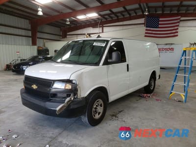 2020 CHEVROLET EXPRESS 25 1GCWGAFP5L1276611 - główne zdjęcie licytacji z USA - miniatura