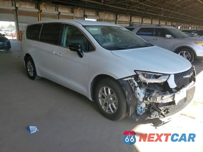 Czwarte zdjęcie samochodu z boku: 2024 CHRYSLER PACIFICA TOURING L VIN:2C4RC1BG3RR112809 - miniatura
