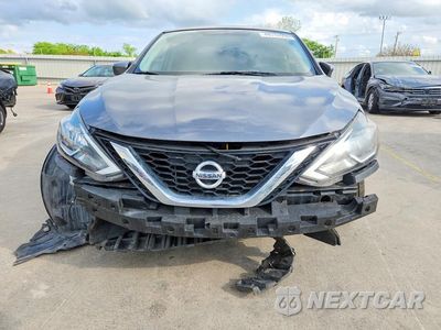 Piąte zdjęcie samochodu w środku: 2019 NISSAN SENTRA VIN:3N1AB7AP5KL605031 - miniatura