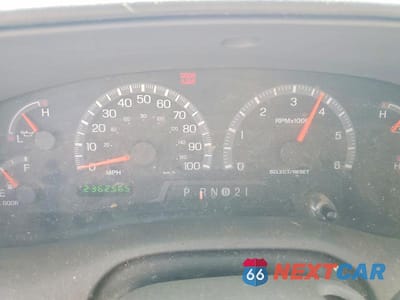 Zdjęcie 9 z 12 samochodu: 2003 FORD F150 VIN:1FTRX07263KB49872 - miniatura