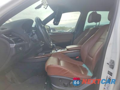 Zdjęcie 7 z 13 samochodu: 2013 BMW X5 XDRIVE35I VIN:5UXZV4C57D0E14939 - miniatura
