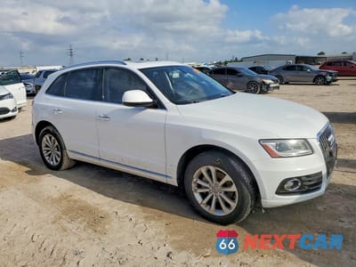 Czwarte zdjęcie samochodu z boku: 2016 AUDI Q5 PREMIUM VIN:WA1C2AFP9GA139818 - miniatura