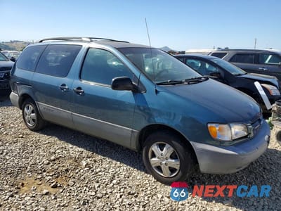 Czwarte zdjęcie samochodu z boku: 2000 TOYOTA SIENNA LE VIN:4T3ZF13C1YU316399 - miniatura