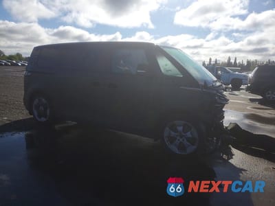 Czwarte zdjęcie samochodu z boku: 2025 VOLKSWAGEN ID BUZZ PRO S VIN:WVGAWVEB5SH017242 - miniatura