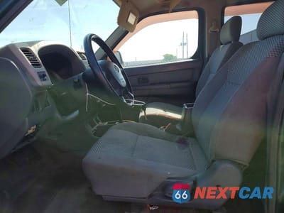 Zdjęcie 7 z 11 samochodu: 2001 NISSAN FRONTIER XE VIN:1N6ED27T31C312803 - miniatura