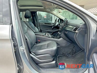 Piąte zdjęcie samochodu w środku: 2016 MERCEDES-BENZ GLE COUPE 450 4MATIC VIN:4JGED6EB1GA016666 - miniatura