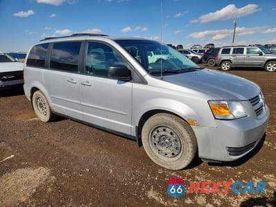 Czwarte zdjęcie samochodu z boku: 2010 DODGE GRAND CARAVAN SE VIN:2D4RN4DE4AR160737 - miniatura