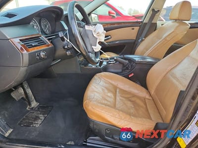 Zdjęcie 7 z 12 samochodu: 2008 BMW 528 XI VIN:WBANV13508CZ56509 - miniatura