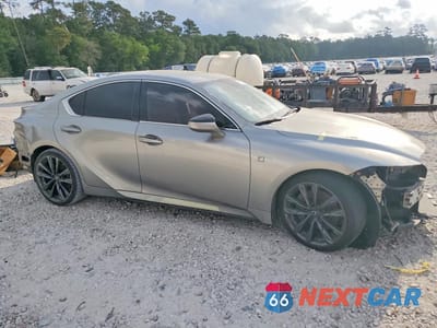 Czwarte zdjęcie samochodu z boku: 2021 LEXUS IS 350 F SPORT VIN:JTHGZ1B20M5039140 - miniatura