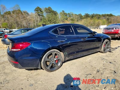 Trzecie zdjęcie samochodu z tyłu: 2020 GENESIS G70 3.3T VIN:KMTG34LEXLU058135 - miniatura