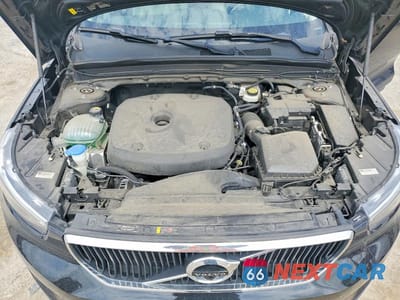 Zdjęcie 12 z 13 samochodu: 2022 VOLVO XC40 T5 MOMENTUM VIN:YV4162UK0N2652345 - miniatura