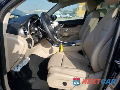 Zdjęcie 7 z 13 samochodu: 2019 MERCEDES-BENZ GLC 300 VIN:WDC0G4JB3KV125030 - miniatura