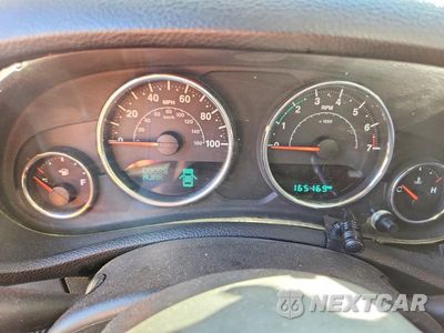 Zdjęcie 9 z 12 samochodu: 2015 JEEP WRANGLER UNLIMITED SAHARA VIN:1C4HJWEG8FL526442 - miniatura