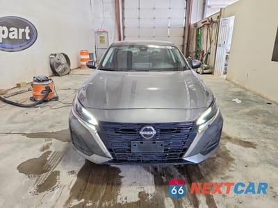 Piąte zdjęcie samochodu w środku: 2024 NISSAN ALTIMA SV VIN:1N4BL4DV4RN430021 - miniatura