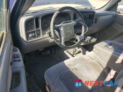 Zdjęcie 8 z 12 samochodu: 2000 CHEVROLET SILVERADO K1500 VIN:1GCEK19T5YE357031 - miniatura