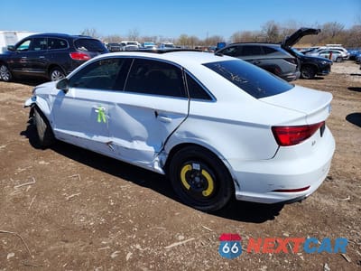 Drugie zdjęcie samochodu z przodu: 2019 AUDI A3 PREMIUM VIN:WAUAUGFF0KA076132 - miniatura