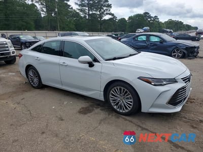 Czwarte zdjęcie samochodu z boku: 2022 TOYOTA AVALON LIMITED VIN:4T1DA1AB5NU011429 - miniatura