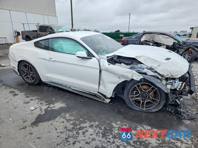 Czwarte zdjęcie samochodu z boku: 2020 FORD MUSTANG VIN:1FA6P8TH2L5112253 - miniatura