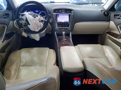 Zdjęcie 8 z 13 samochodu: 2013 LEXUS IS 250 VIN:JTHBF5C27D5187889 - miniatura
