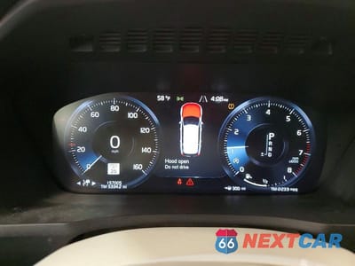 Zdjęcie 9 z 12 samochodu: 2016 VOLVO XC90 T6 VIN:YV4A22PK3G1038826 - miniatura