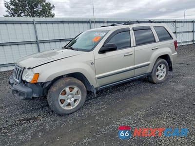 2008 JEEP GRAND CHEROKEE LAREDO 1J8HR48NX8C243589 - główne zdjęcie licytacji z USA - miniatura