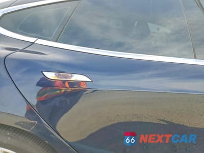 Zdjęcie 10 z 11 samochodu: 2014 TESLA MODEL S VIN:5YJSA1S12EFP32933 - miniatura