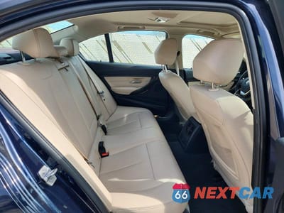 Zdjęcie 10 z 12 samochodu: 2015 BMW 328 I SULEV VIN:WBA3C1C55FK121943 - miniatura