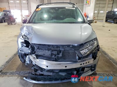 Piąte zdjęcie samochodu w środku: 2022 HONDA ODYSSEY EXL VIN:5FNRL6H71NB059960 - miniatura