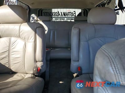 Zdjęcie 10 z 13 samochodu: 2000 CHEVROLET SUBURBAN K1500 VIN:3GNFK16T4YG124962 - miniatura