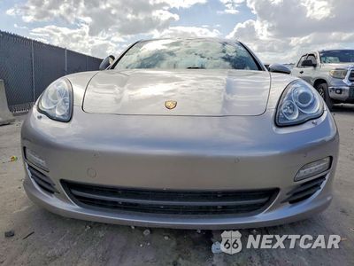 Piąte zdjęcie samochodu w środku: 2012 PORSCHE PANAMERA S HYBRID VIN:WP0AD2A78CL045531 - miniatura