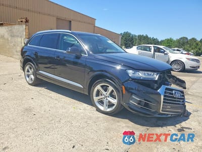 Czwarte zdjęcie samochodu z boku: 2019 AUDI Q7 PRESTIGE VIN:WA1VAAF75KD009425 - miniatura