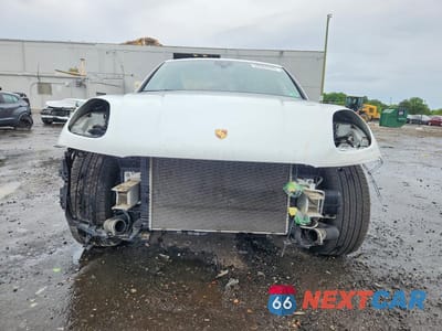 Piąte zdjęcie samochodu w środku: 2022 PORSCHE MACAN VIN:WP1AA2A54NLB02641 - miniatura